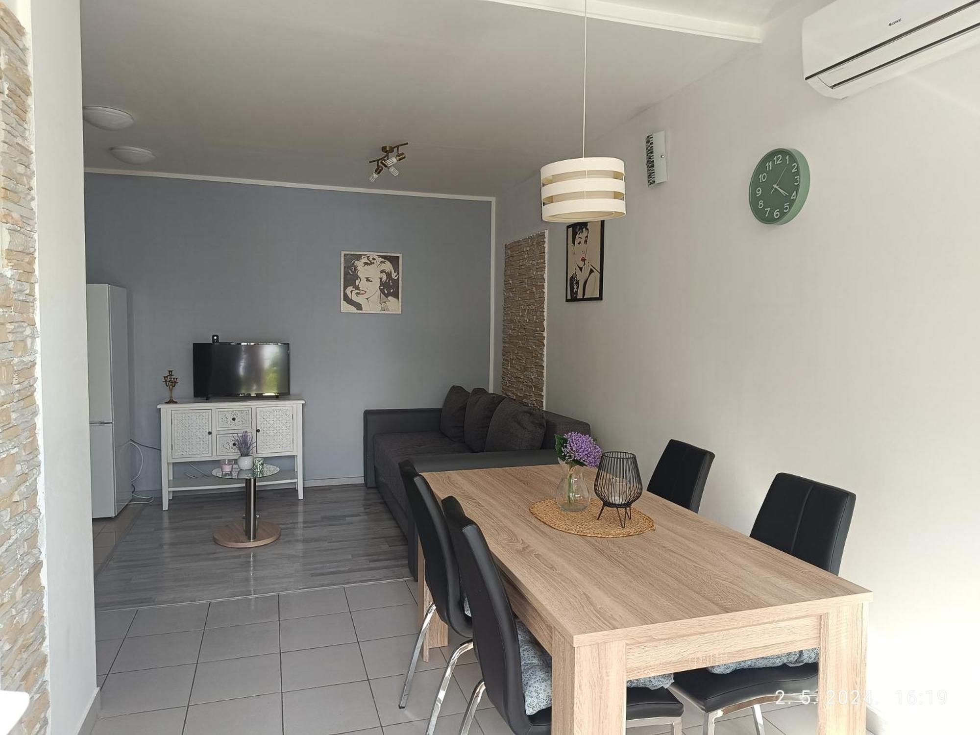 Apartament Leonica Omiš Zewnętrze zdjęcie