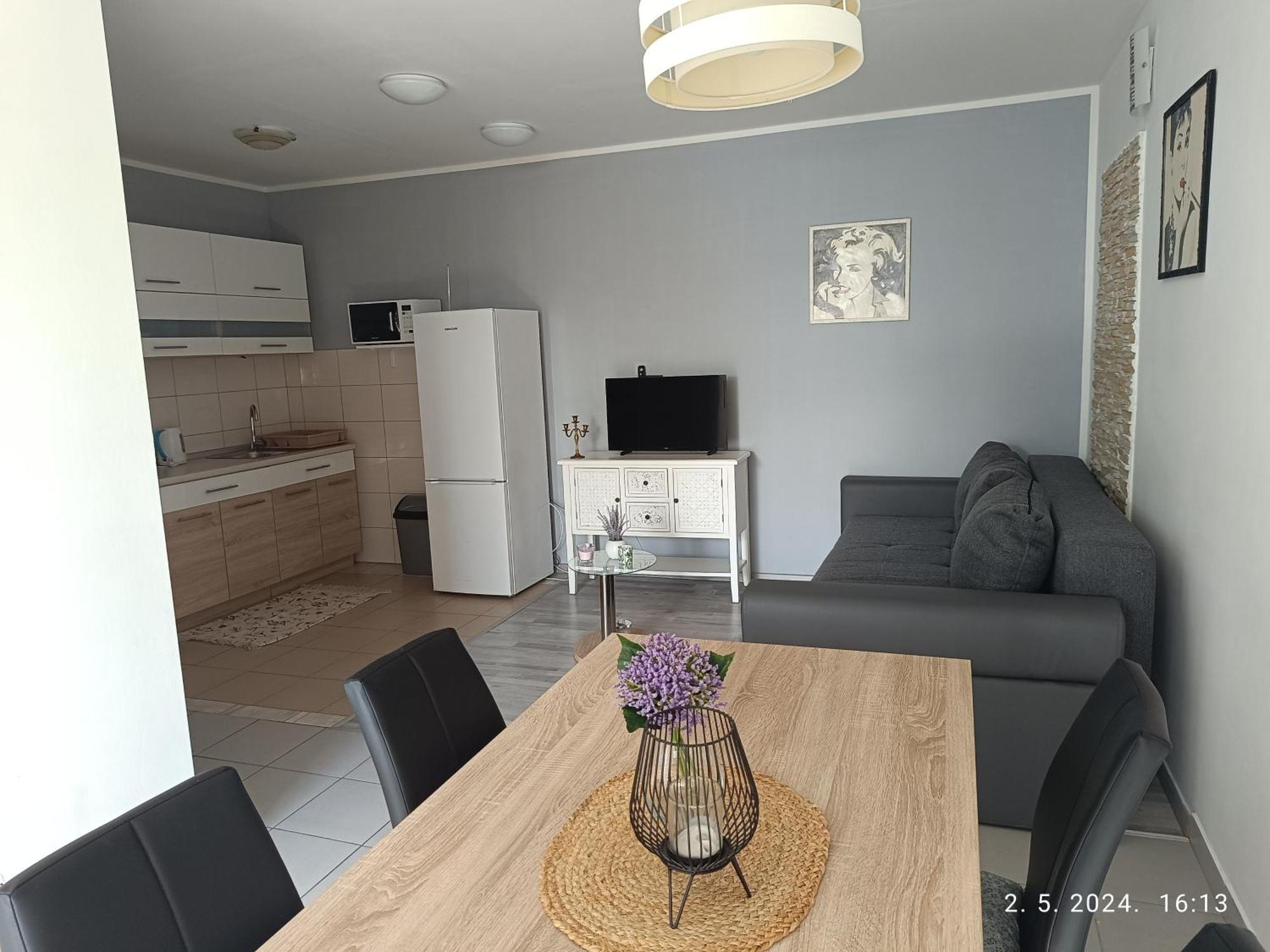 Apartament Leonica Omiš Zewnętrze zdjęcie