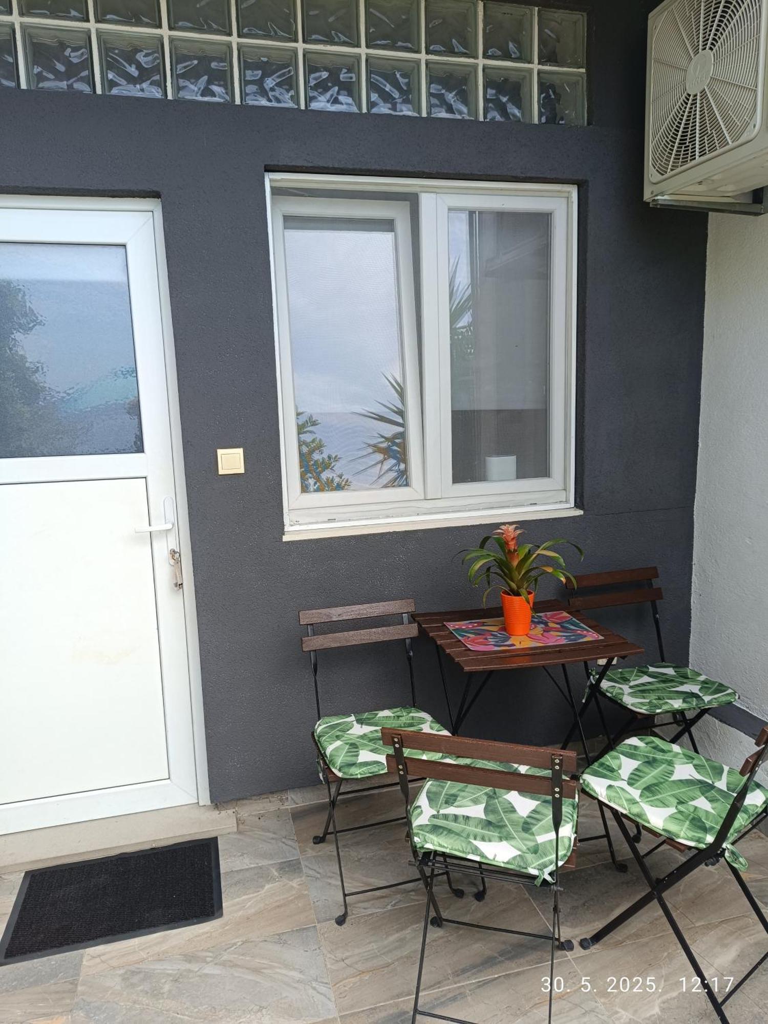 Apartament Leonica Omiš Zewnętrze zdjęcie